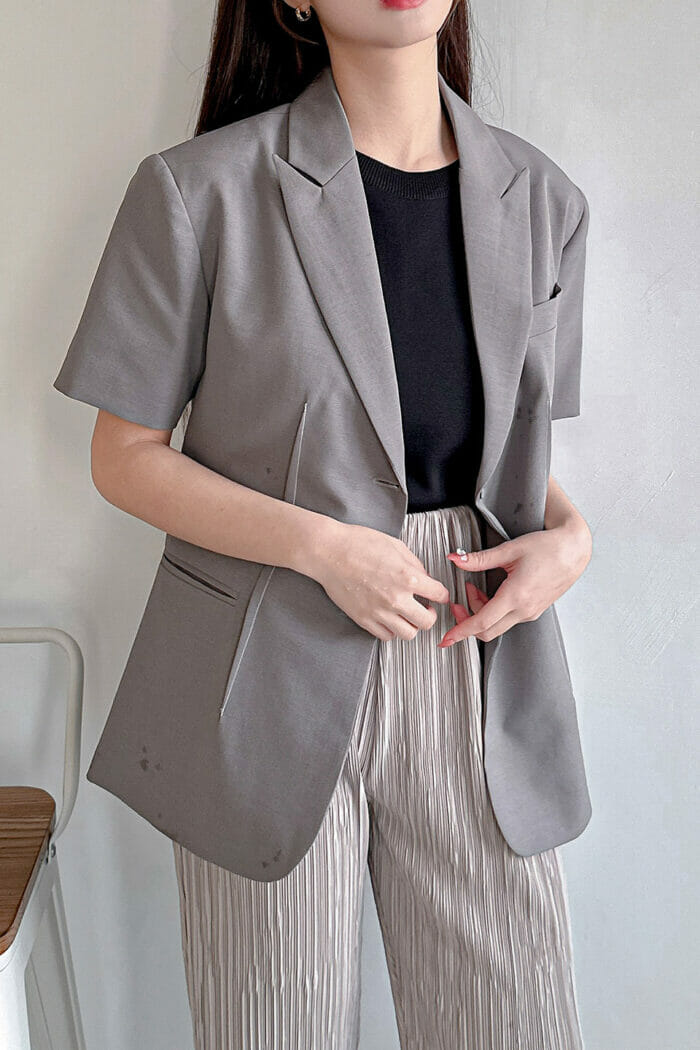 23MAY#41 挺版腰身劍領短袖西外