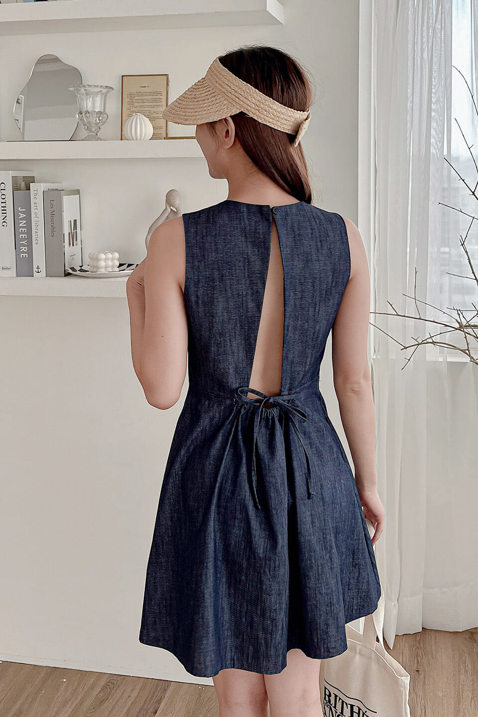 23MAY#51 後挖空背心短洋